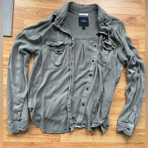 Small american eagle sweater